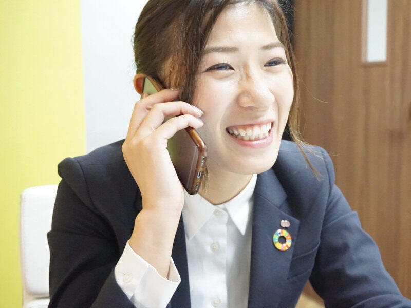 日勤│ホテル内のフロントスタッフ│時給1200円│未経験OK(サービス,菊池郡大津町)のイメージ画像