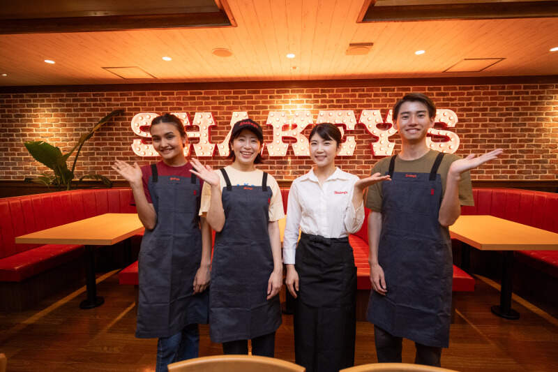 【レストランスタッフ】まかない・交通費◎/コラボ企画も多数！(フード・飲食,多摩市)のイメージ画像