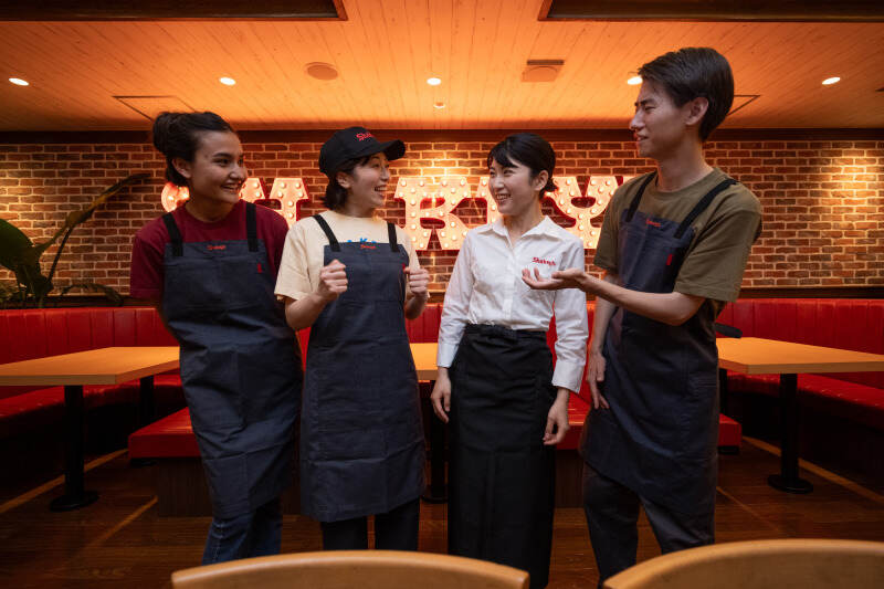 【レストランスタッフ】短時間勤務可/交通費支給/履歴書不要！(フード・飲食,座間市)のイメージ画像