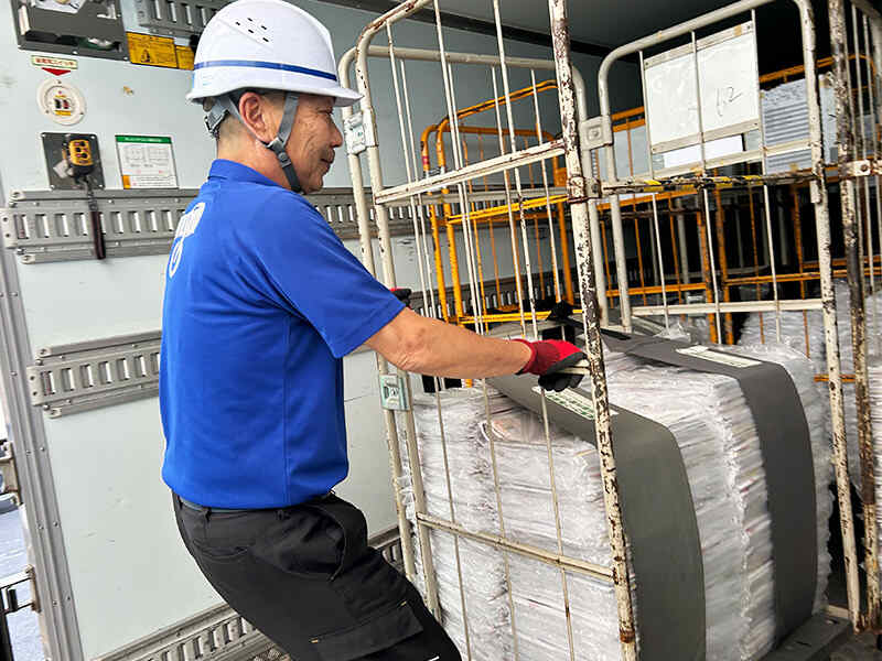 月収32万円～｜賞与＋昇給ありの高待遇◎続けやすいドライバー(軽作業・物流,小牧市)のイメージ画像