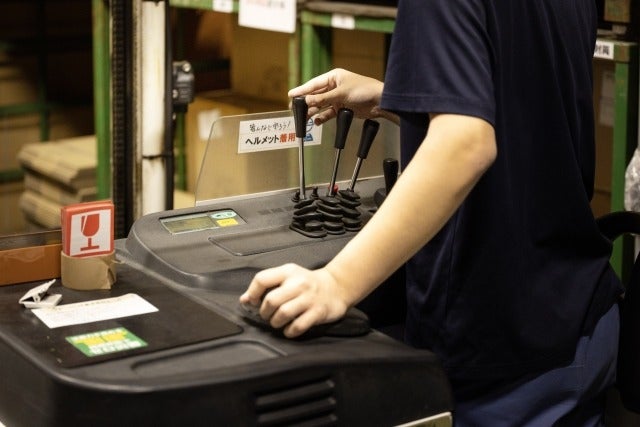 リフト案件/日払い・週払い可能/工場内勤務・製造業・板をカット(工場・製造,宇佐市)のイメージ画像