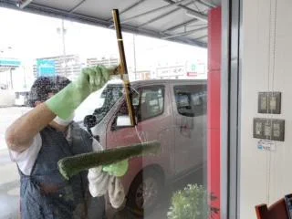 求人画像3