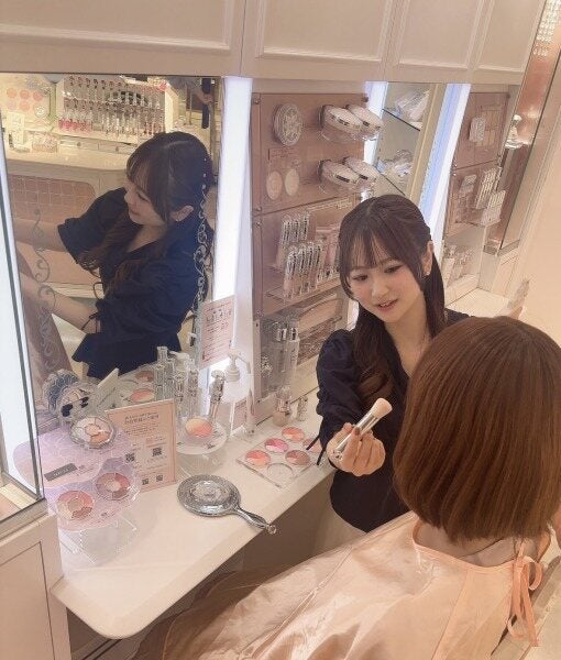 【ジルスチュアートビューティ】美容部員★未経験OK＠ルミネ池袋(販売,豊島区)のイメージ画像