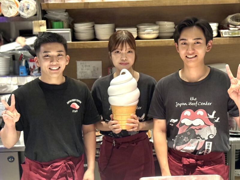 【焼肉屋の接客スタッフ】お客様を笑顔で案内！土日祝、積極採用(フード・飲食,福岡市博多区)のイメージ画像