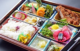 ＼高時給1600円／12月末まで・お惣菜やお弁当の販売＠玉川高島屋(販売,世田谷区)のイメージ画像