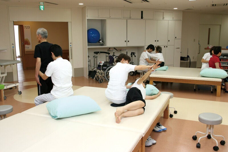 理学療法士｜年間休日122日｜昇給・賞与あり｜充実の研修体制♪(医療・介護・福祉,大阪市城東区)のイメージ画像