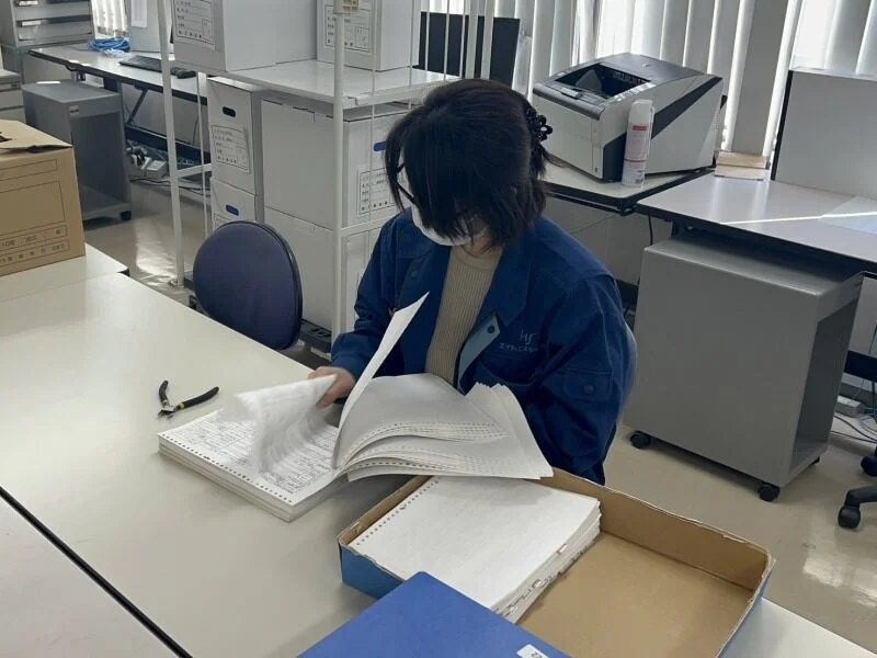 求人画像3