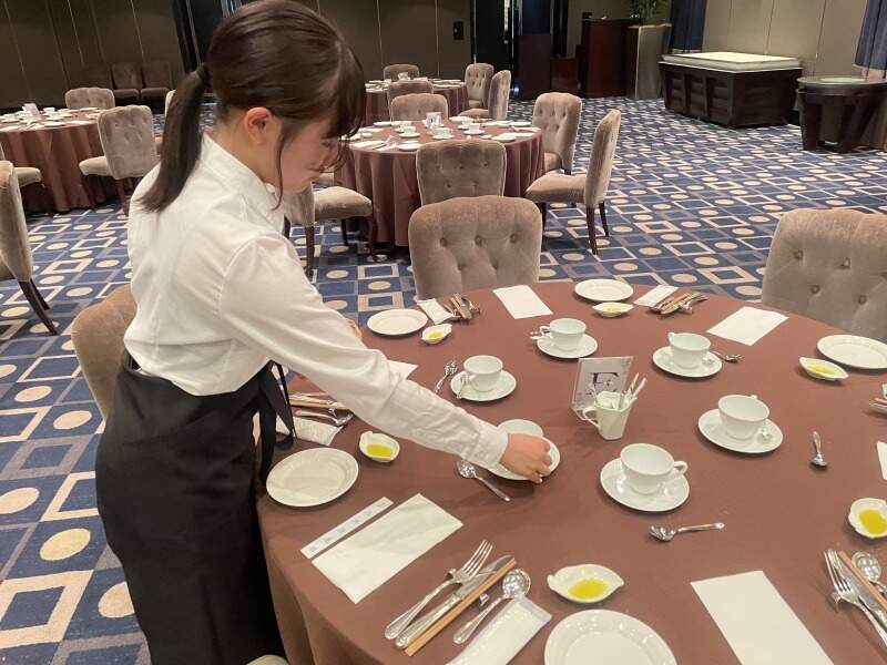 12月単発のお仕事★婚礼や式典・食事会のホールスタッフ(フード・飲食,岐阜市)のイメージ画像