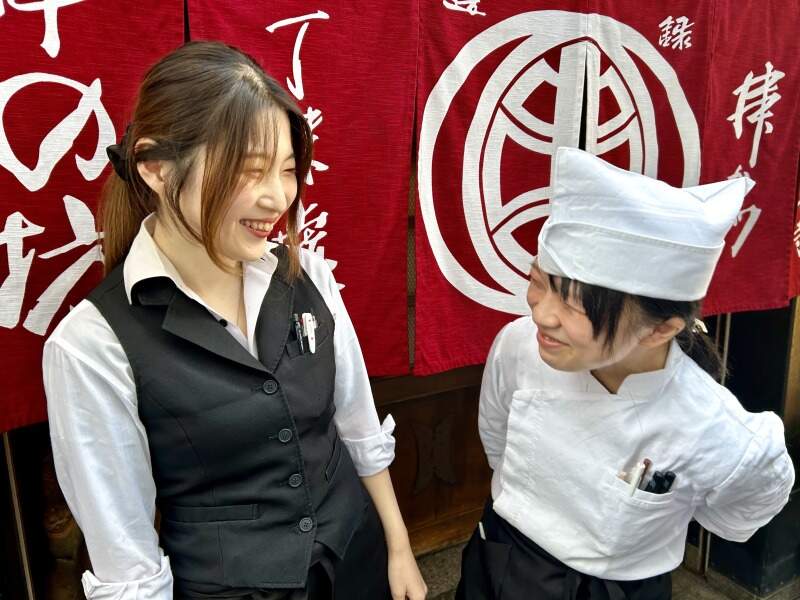 なんば＊老舗串カツ店/シフト柔軟◎土日祝は時給UP!まかない無料(フード・飲食,大阪市中央区)のイメージ画像