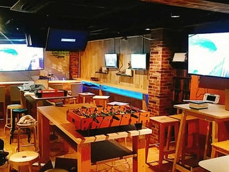 大阪メトロ御堂筋線のcafe Bar ビーテのバイト アルバイト パートの求人情報 バイトルなら短期の仕事も満載