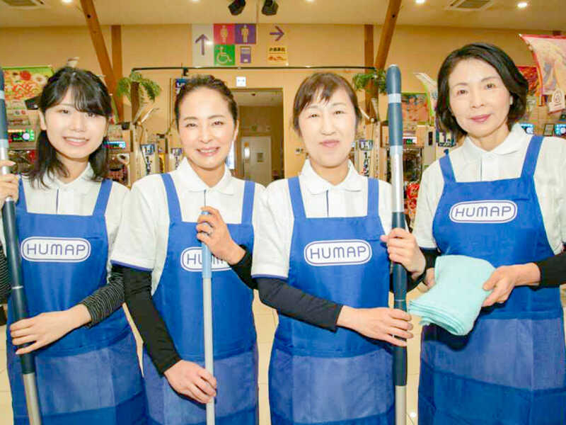 開店前の拭き/掃き掃除。毎朝のモクモク家事がそのまま仕事に◎(サービス,鹿沼市)のイメージ画像