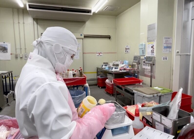 ＜育児手当・交通費支給＞│食材の計量・袋詰め(工場・製造,土浦市)のイメージ画像