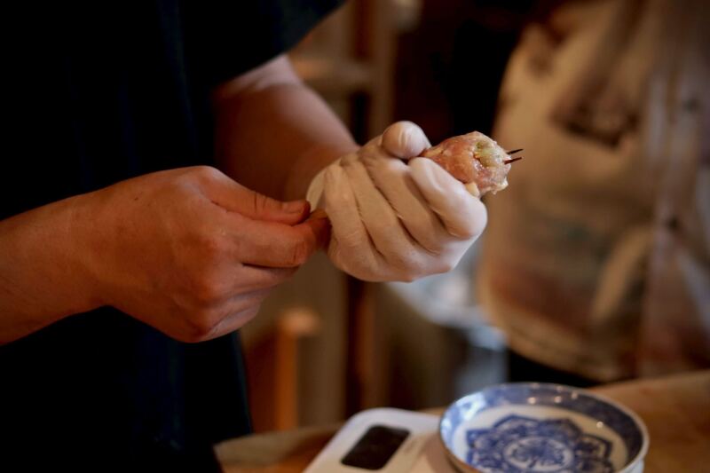 家事のスキマを有効に！焼き鳥屋のカンタン仕込みSTAFF◎週1～OK(フード・飲食,福岡市中央区)のイメージ画像