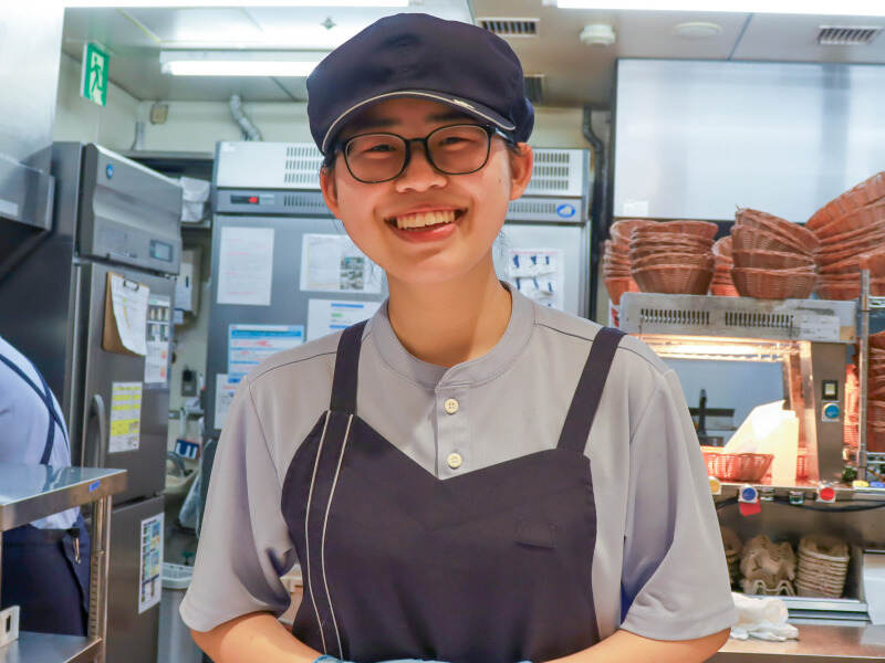 モス店員 MOS FOOD SERVICES, INC. | 【Namba, Osaka】Recruiting | Guidable Jobs