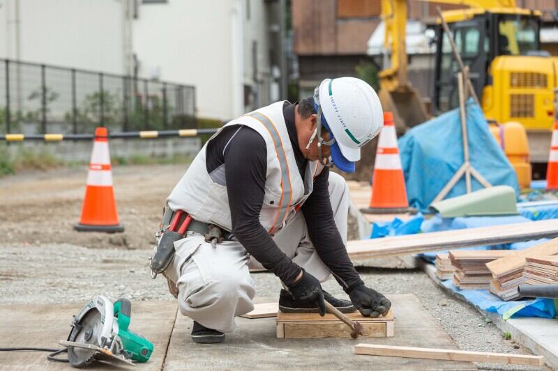 学歴・経験不問！月給25万～作業員募集・残業ほぼナシ・秦野周辺(建築・土木,秦野市)のイメージ画像