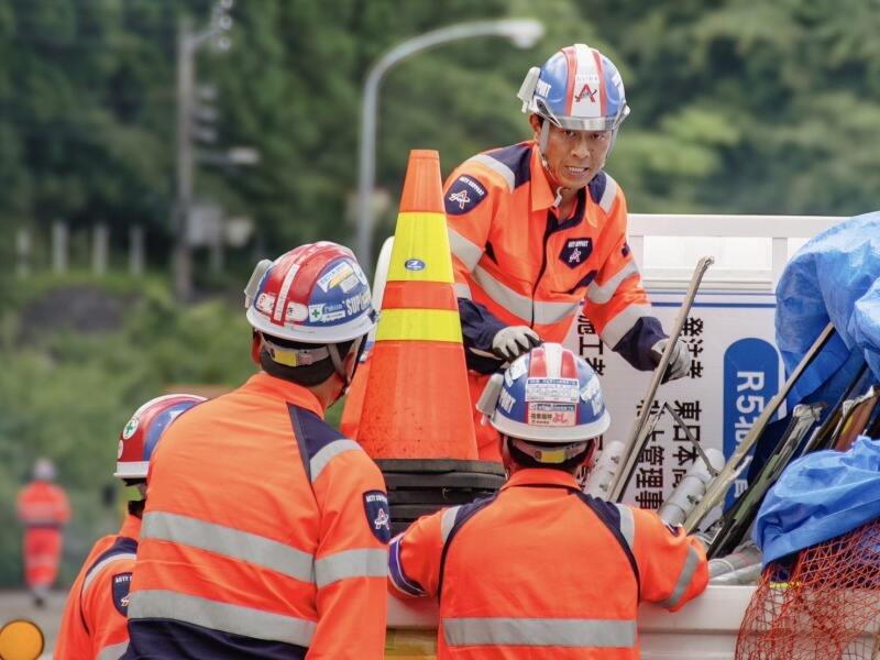＼夜勤急募／中型免許があれば手当UP！日払い対応可能@高速道路(軽作業・物流,広島市安佐南区)のイメージ画像