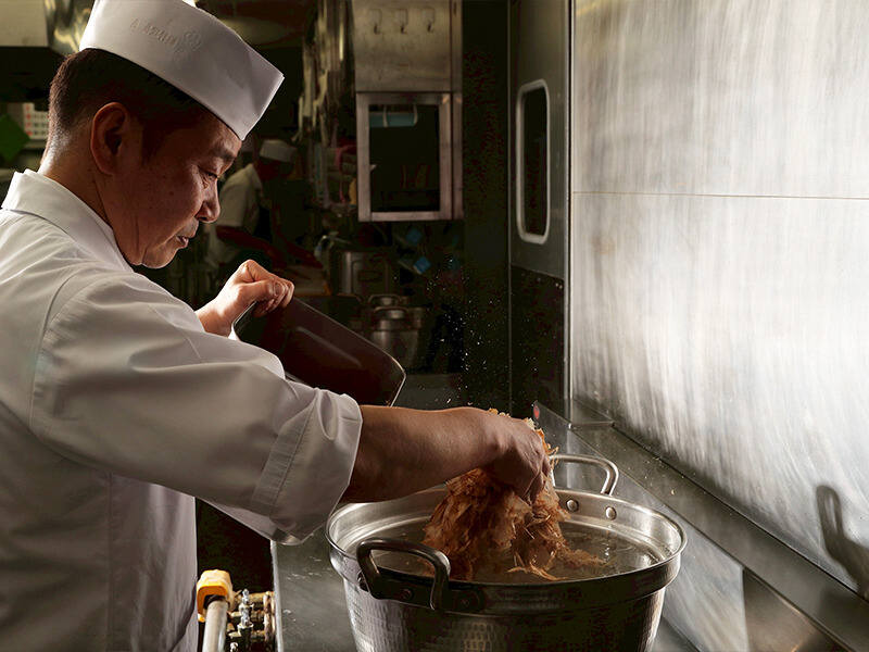 【旅館の和食調理補助】経験者優遇！三宮駅から無料送迎バス有！(フード・飲食,神戸市中央区)のイメージ画像