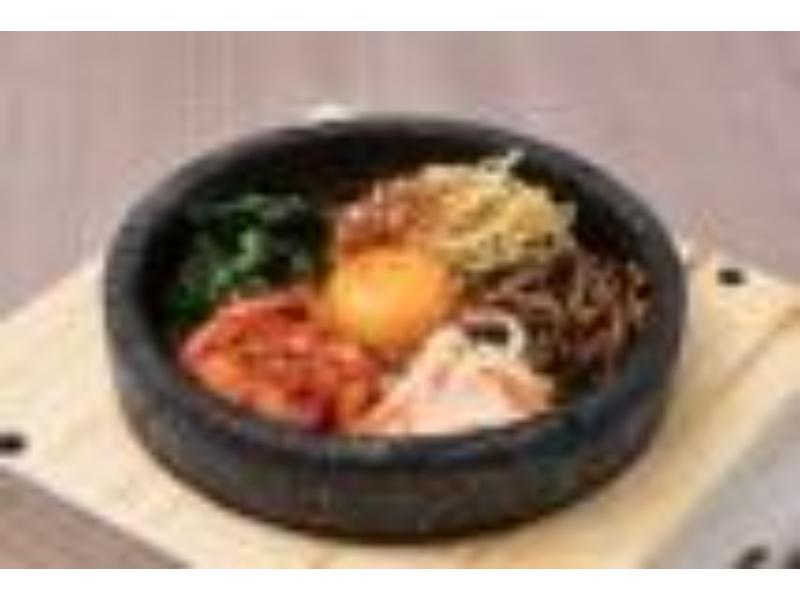 ＜韓国料理店のホールSTAFF＞阪急三番街｜時給1,250円～(フード・飲食,大阪市北区)のイメージ画像