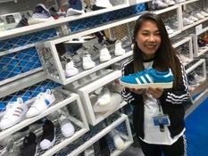 Adidas Originals ルクア店のアルバイト パートの求人情報 No 株式会社ピーナッツファーム アパレル 販売 接客 Adidas Originals ルクア店のアルバイト パートの求人情報 No 株式会社ピーナッツファーム アパレル 販売 接客