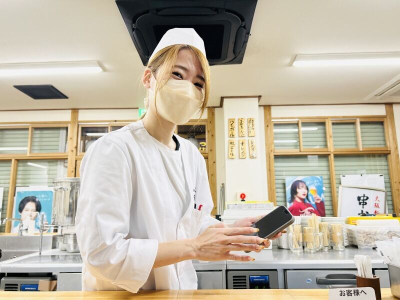 【人気店】初バイトもOK！しっかり稼げる！オシャレOK♪週1,2~(フード・飲食,大阪市浪速区)のイメージ画像