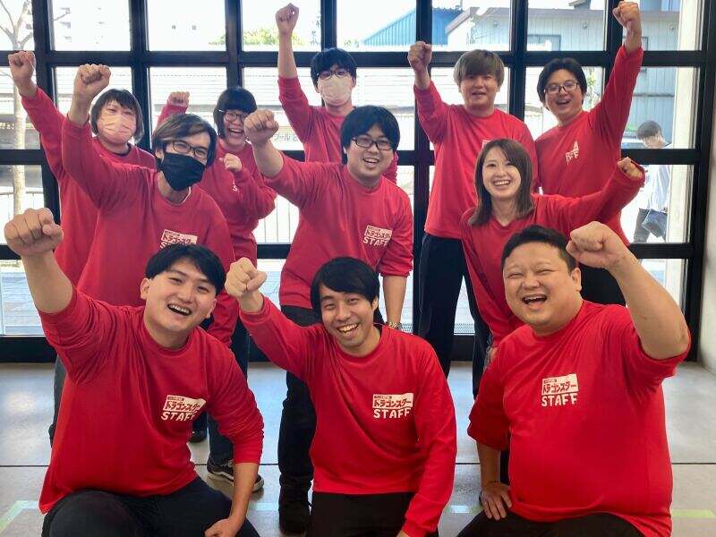 【トレカ専門店】ネイル/髪色/ピアスもシフトも自由★未経験OK◎(イベント,千代田区)のイメージ画像