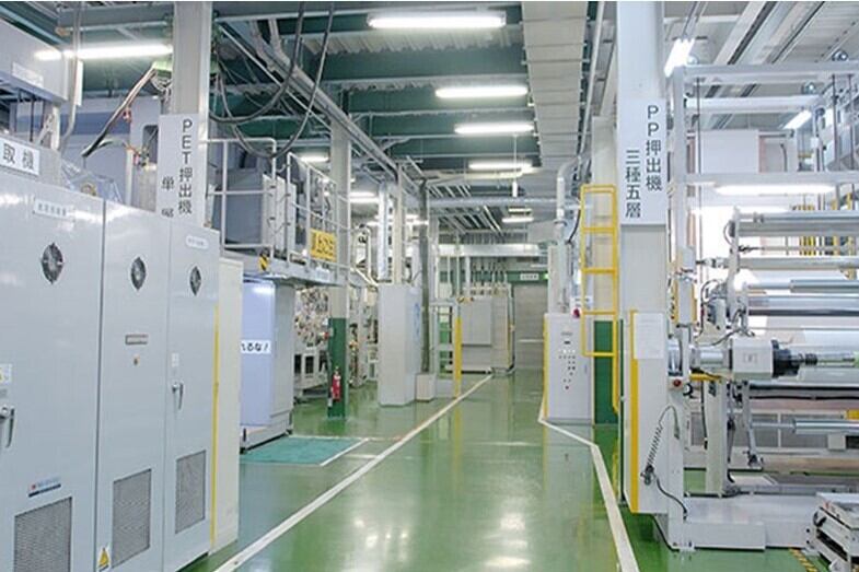 押出成形機オペレーター/経験者歓迎/シフト制勤務/交通費支給(工場・製造,大東市)のイメージ画像