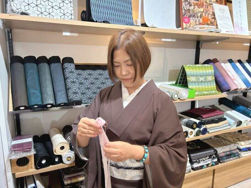 教育体制充実で未経験の50代が活躍中です！着物の販売スタッフ＊(販売,京都市中京区)のイメージ画像