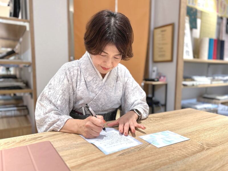 教育体制充実で未経験の50代が活躍中です！着物の販売スタッフ＊(販売,苫小牧市)のイメージ画像