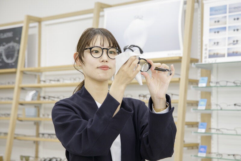 JINS 日吉東急アベニュー店の契約社員の求人情報｜バイトルで