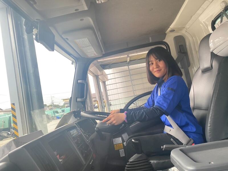 【16時30分に退社】未経験歓迎！免許取得支援であなたを応援◎(軽作業・物流,府中市)のイメージ画像