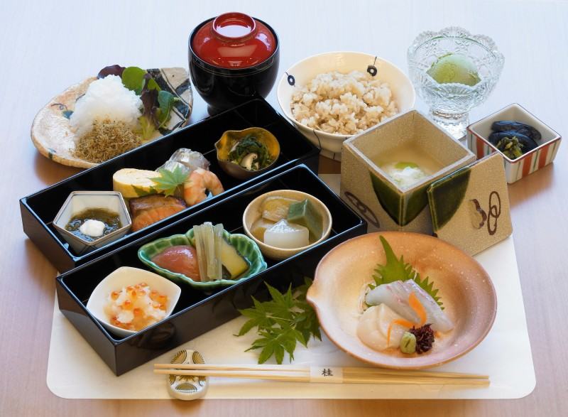 年休118日｜賞与年2回/好待遇/選べる和食or洋食の調理(フード・飲食,大阪市北区)のイメージ画像