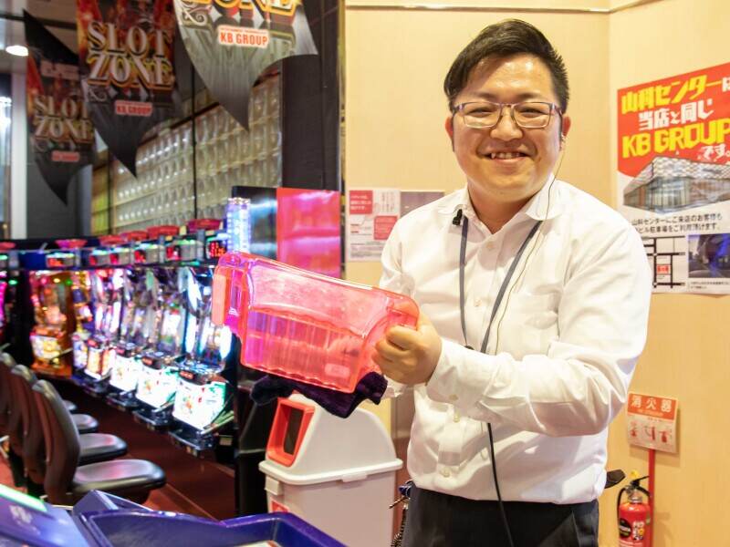 車通勤OK｜社員登用あり/地元で安定＆しっかり稼げる/パチンコ(サービス,南牟婁郡御浜町)のイメージ画像