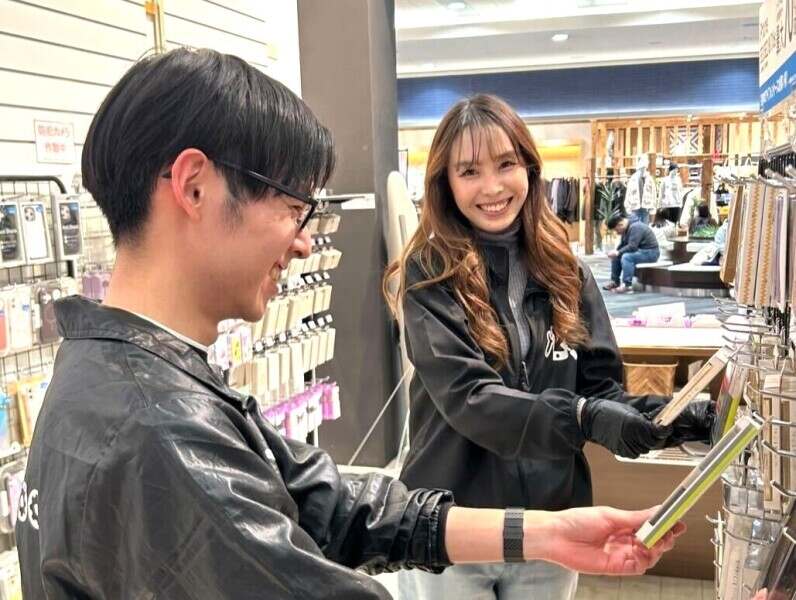 技術不要｜転勤なし、賞与年4回！髪色自由で働けるスマホ修理(オフィス,戸田市)のイメージ画像