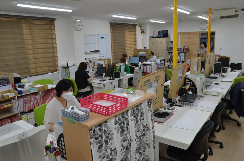 【服装/ネイル自由】総務事務｜基本土日祝休みで安定した働き方(オフィス,枚方市)のイメージ画像