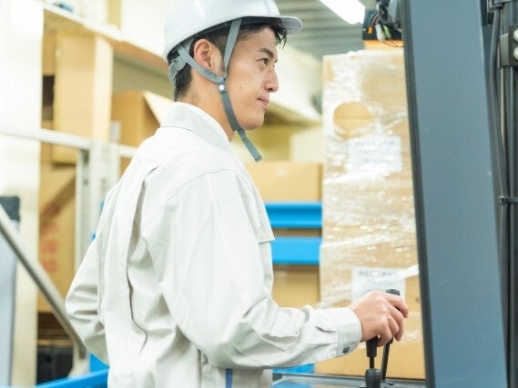 【事業拡大】新規フォークマン大募集！Ｗワーク歓迎！夜勤・朝勤(軽作業・物流,常総市)のイメージ画像