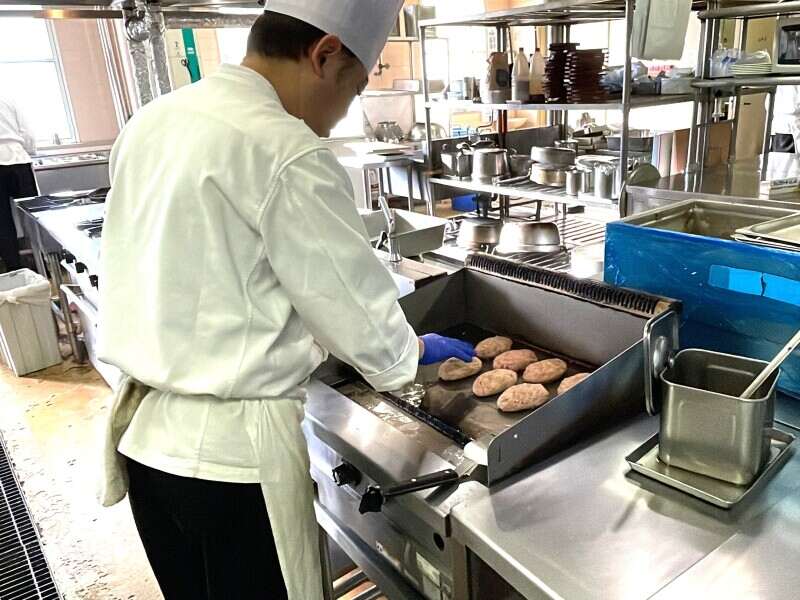 Kitchen001