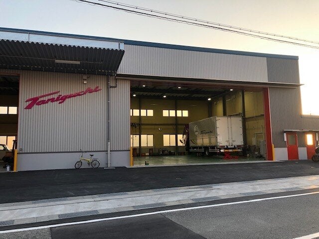 【大阪高槻市】車検整備のプロに！月給25万円以上／残業ほぼなし(サービス,高槻市)のイメージ画像