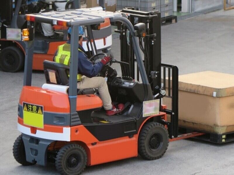 【社員登用チャンス】時給1,300円～■フォークリフト作業+入出荷(軽作業・物流,倉敷市)のイメージ画像