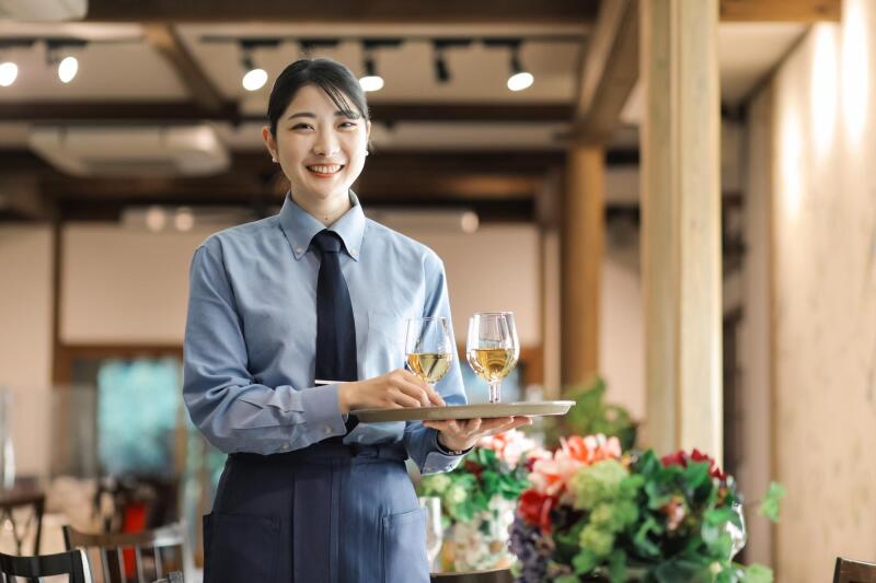 【百貨店♪時給1500円】15席程度のイートインで接客♪◇日払◎(フード・飲食,大阪市中央区)のイメージ画像