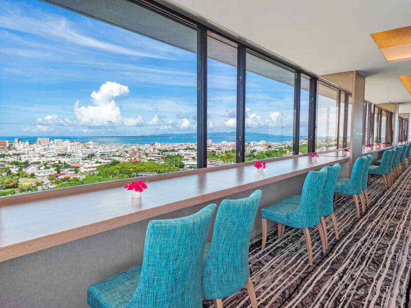 【石垣島】周辺環境◎市街地で住み込み！ホテルレストラン・売店(フード・飲食,石垣市)のイメージ画像