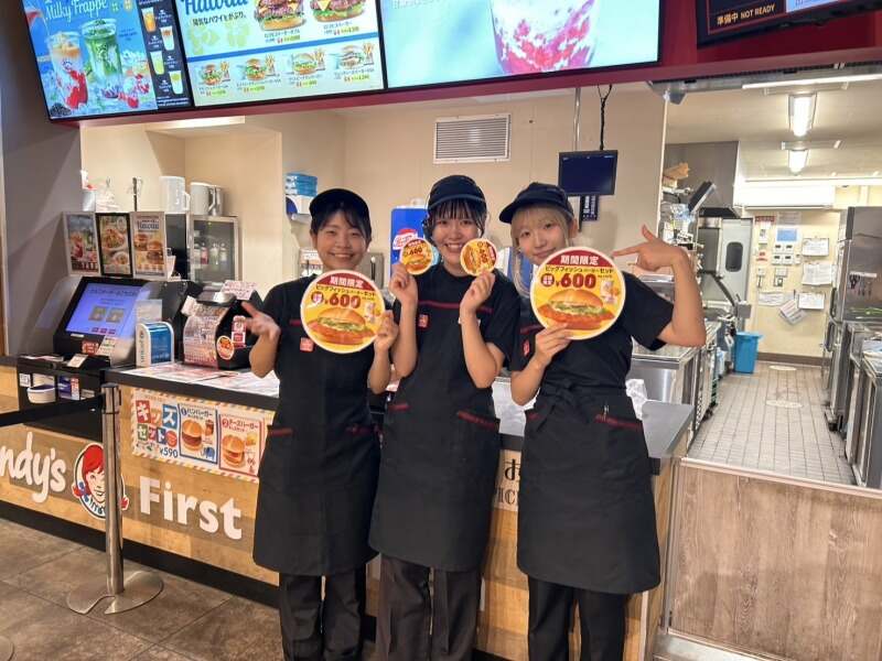 幅広い世代活躍中♪柔軟シフト◎ハンバーガーSHOP/1日3時間～OK(フード・飲食,岩出市)のイメージ画像