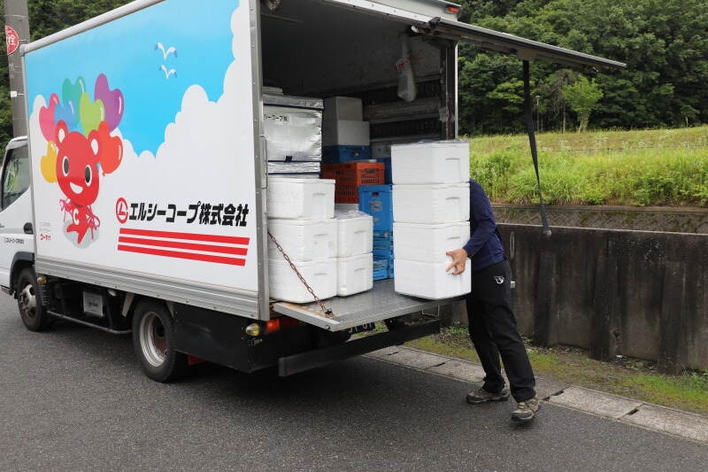 完全週休2日制/賞与あり/再配達なし！安定企業でのルート配送