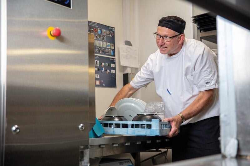 ＜朝～夜まで選べる＞レストランの食器洗浄スタッフ/週2日～(フード・飲食,新潟市中央区)のイメージ画像