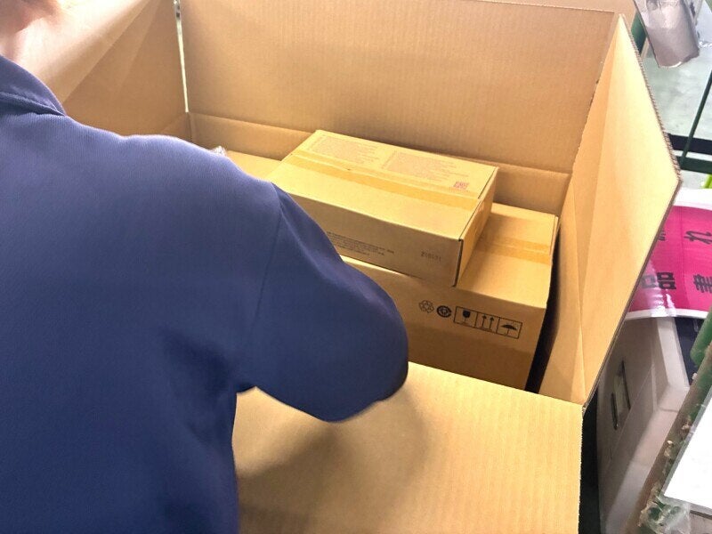 ＼最短1ヶ月～短期OK／週2日～♪商品個数check・梱包│空調完備(軽作業・物流,大阪市港区)のイメージ画像