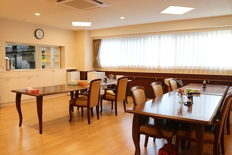 管理者｜昇給・賞与あり｜週休2日制｜上場企業グループ安定基盤(医療・介護・福祉,台東区)のイメージ画像