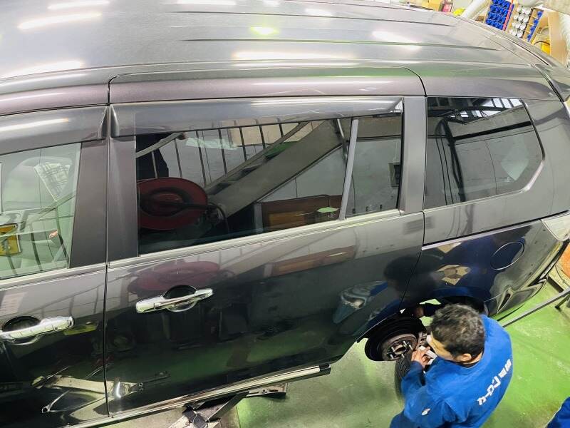 高収入とスキルを掴める☆未経験からでも始められる自動車整備士