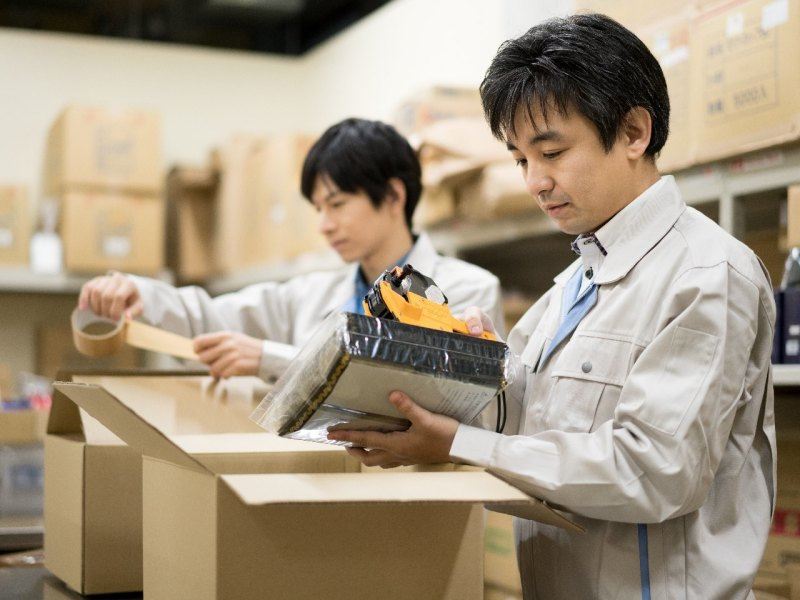 【土日お休み♪/～時給1400円★】アパレル商品の梱包作業☆彡(軽作業・物流,泉北郡忠岡町)のイメージ画像