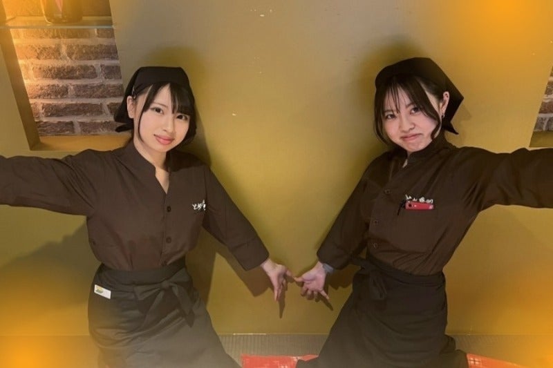 【短期勤務OK】ホール募集/交通費全額支給/髪色自由＆ネイルOK♪(フード・飲食,名古屋市中区)のイメージ画像