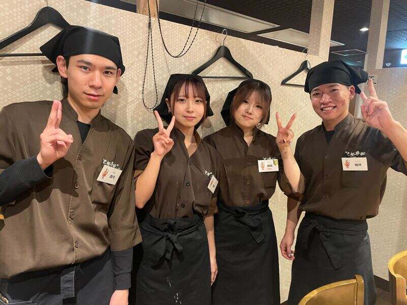 ＼新大学生大歓迎／週2日～OK/髪色自由/ネイルOK◎博多駅近く★(フード・飲食,福岡市博多区)のイメージ画像