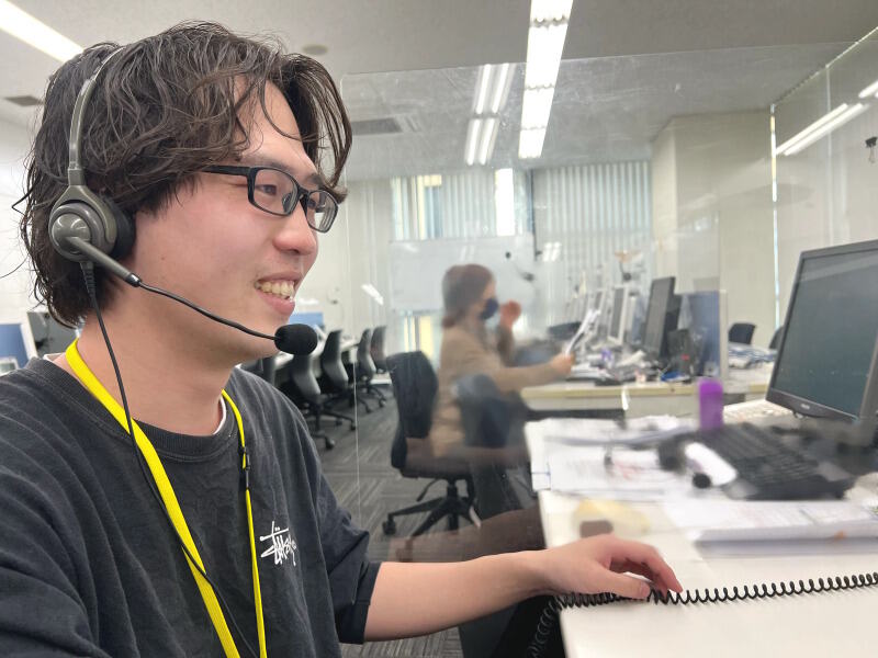 初心者大歓迎！cafeみたいに綺麗なオフィス｜コールセンター(オフィス,福岡市博多区)のイメージ画像